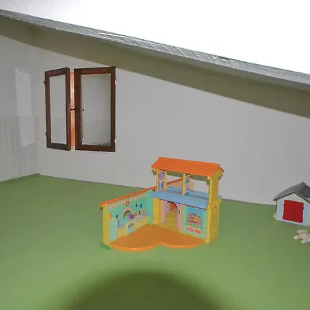 Holiday home 3 Bedroom Stunning In