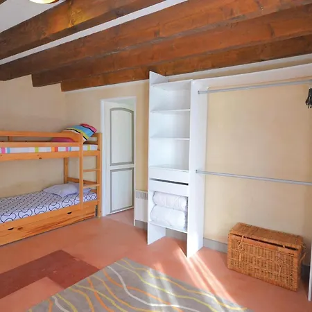 3 Bedroom Stunning In *