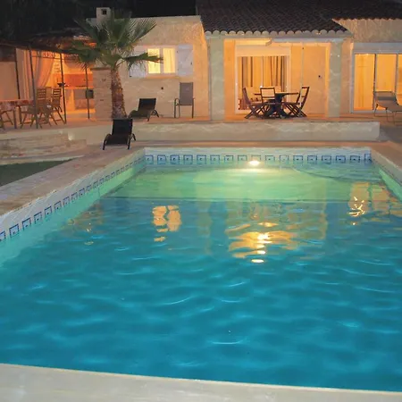 3 Bedroom Stunning In * Théziers