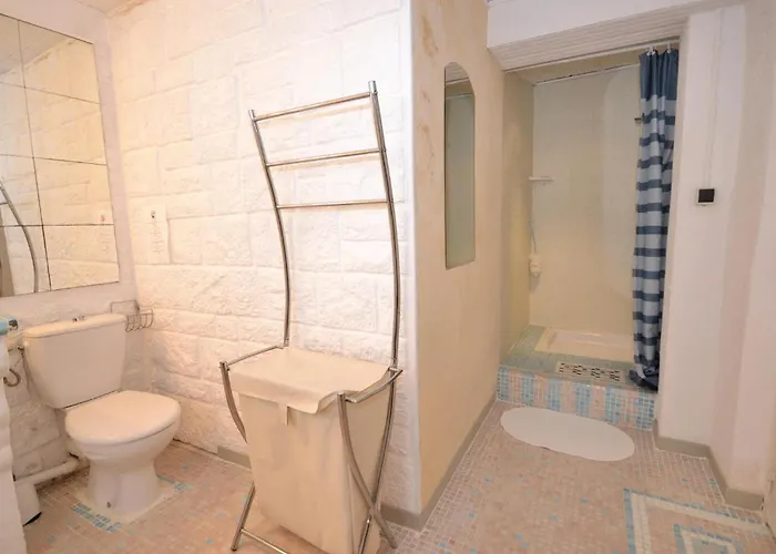 3 Bedroom Stunning In בית נופש *