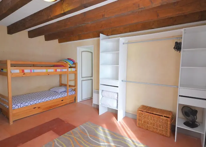 3 Bedroom Stunning In *