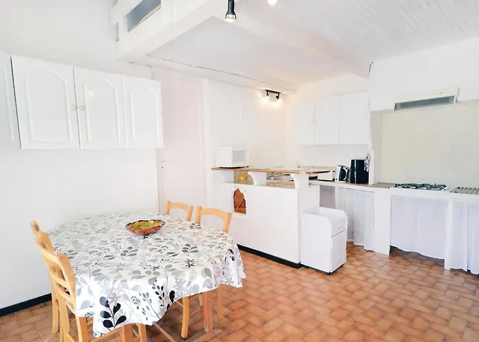 3 Bedroom Stunning In בית נופש *